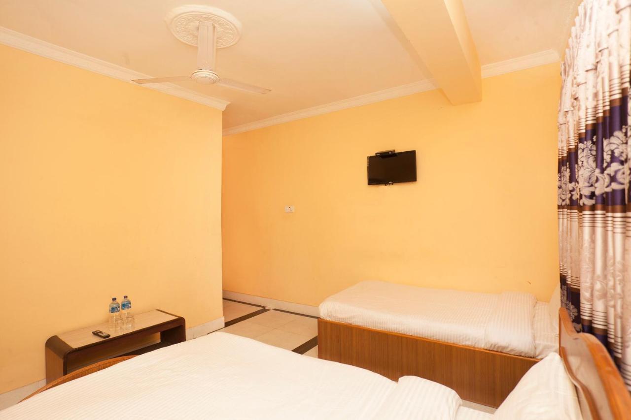 Spot On 397 Hotel Triveni Guest House Катманду Екстериор снимка