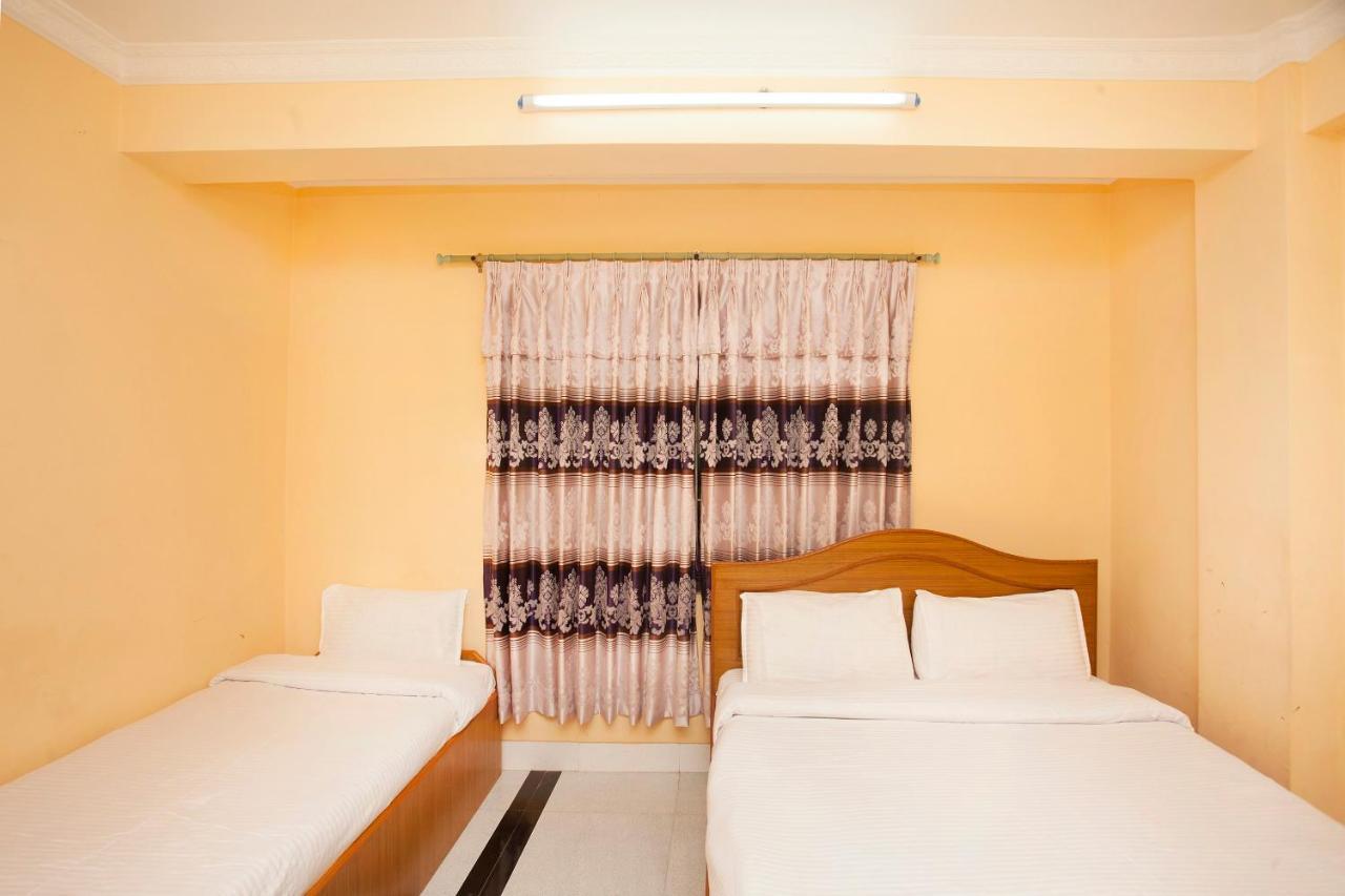 Spot On 397 Hotel Triveni Guest House Катманду Екстериор снимка