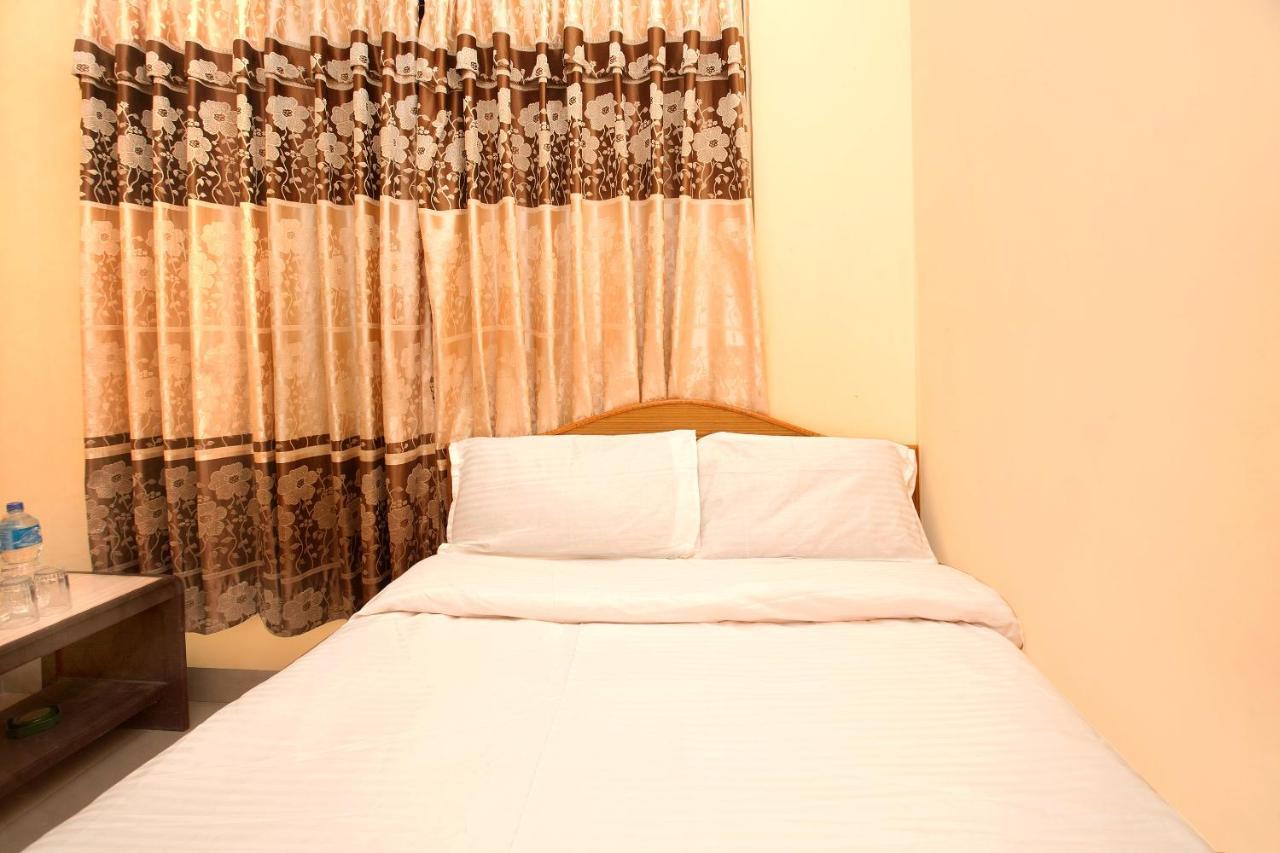 Spot On 397 Hotel Triveni Guest House Катманду Екстериор снимка